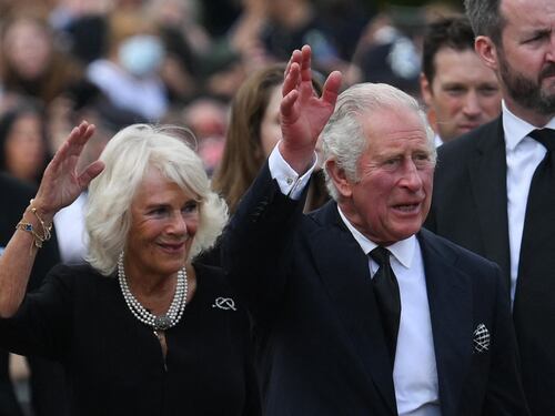 “Camilla era cattiva e pericolosa”. Harry si scaglia contro la matrigna