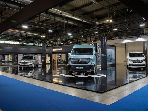 Renault Master, guarda tutte le foto
