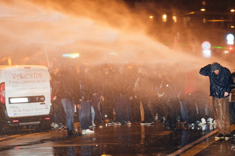 A Bologna sfilano gli antagonisti di Salvini 13