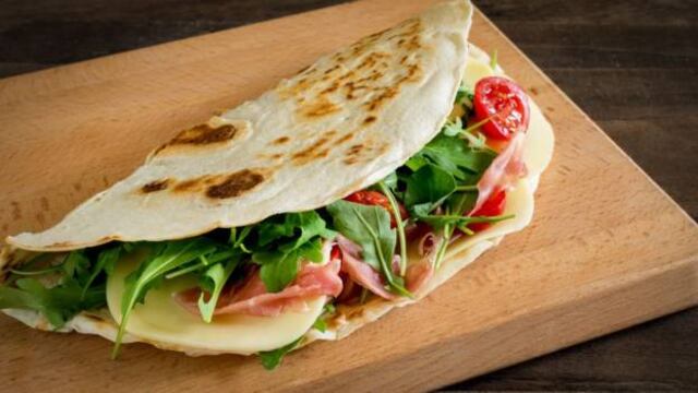 Dagli antichi romani a Pascoli: la storia della piadina