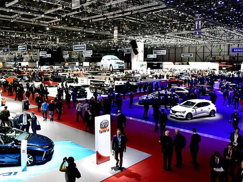 Tsunami Pechino sommerge l'auto Ue