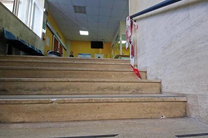 Sparatoria in ospedale a Napoli 4