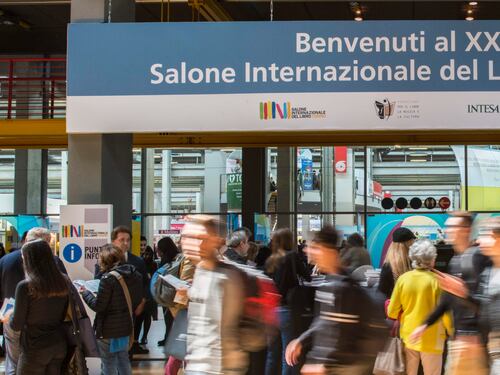 Salone del libro nel caos. Ecco il "piano B" degli editori stufi di Torino