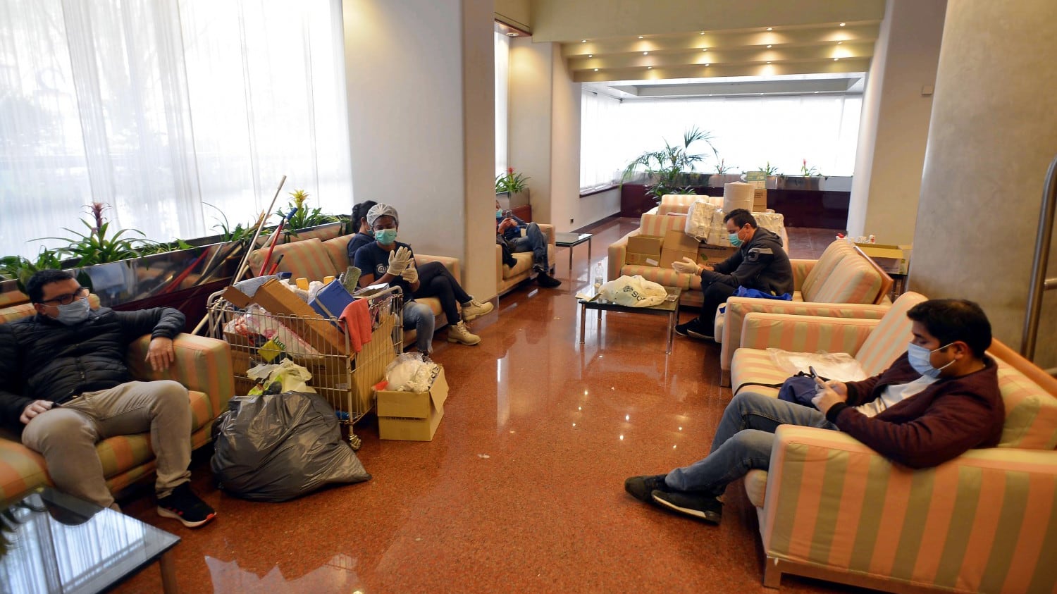 Milano, l'hotel Michelangelo riapre per la quarantena