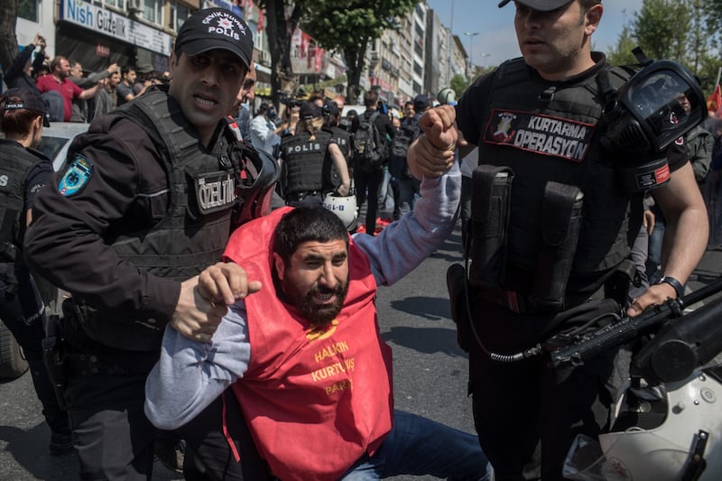 Istanbul, scontri e proteste: 84 arresti 6