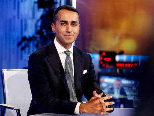 "È screditante...?": la domanda di Floris che imbarazza Di Maio