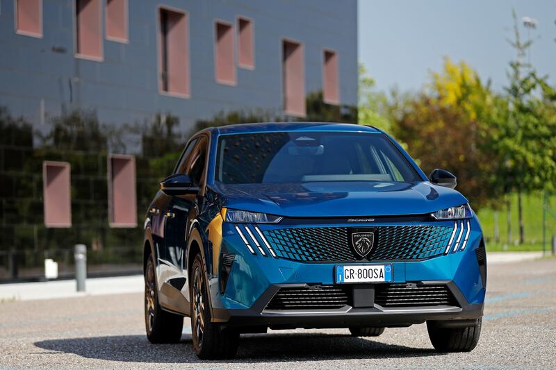 Nuova Peugeot 3008, guarda tutte le foto 48