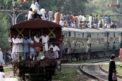Pakistan, preparativi per l'Eid al-Fitr a Lahore 4