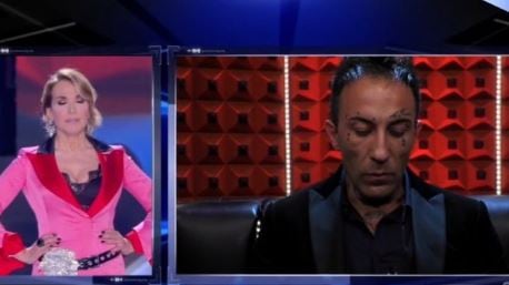 Gf, Simone Coccia sbotta contro tutti gli ex concorrenti: "Vi ho disintegrato"