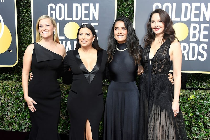 Golden Globe 2018, star in nero sul red carpet 3