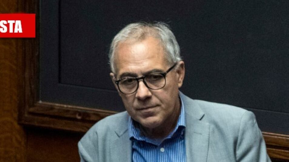 Zingaretti: "Crisi con 500 morti al giorno?". Anzaldi: "Conte non è intoccabile"