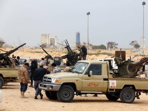 L'Isis decapita un strega a Sirte: orrore nella Libia dei tagliagole