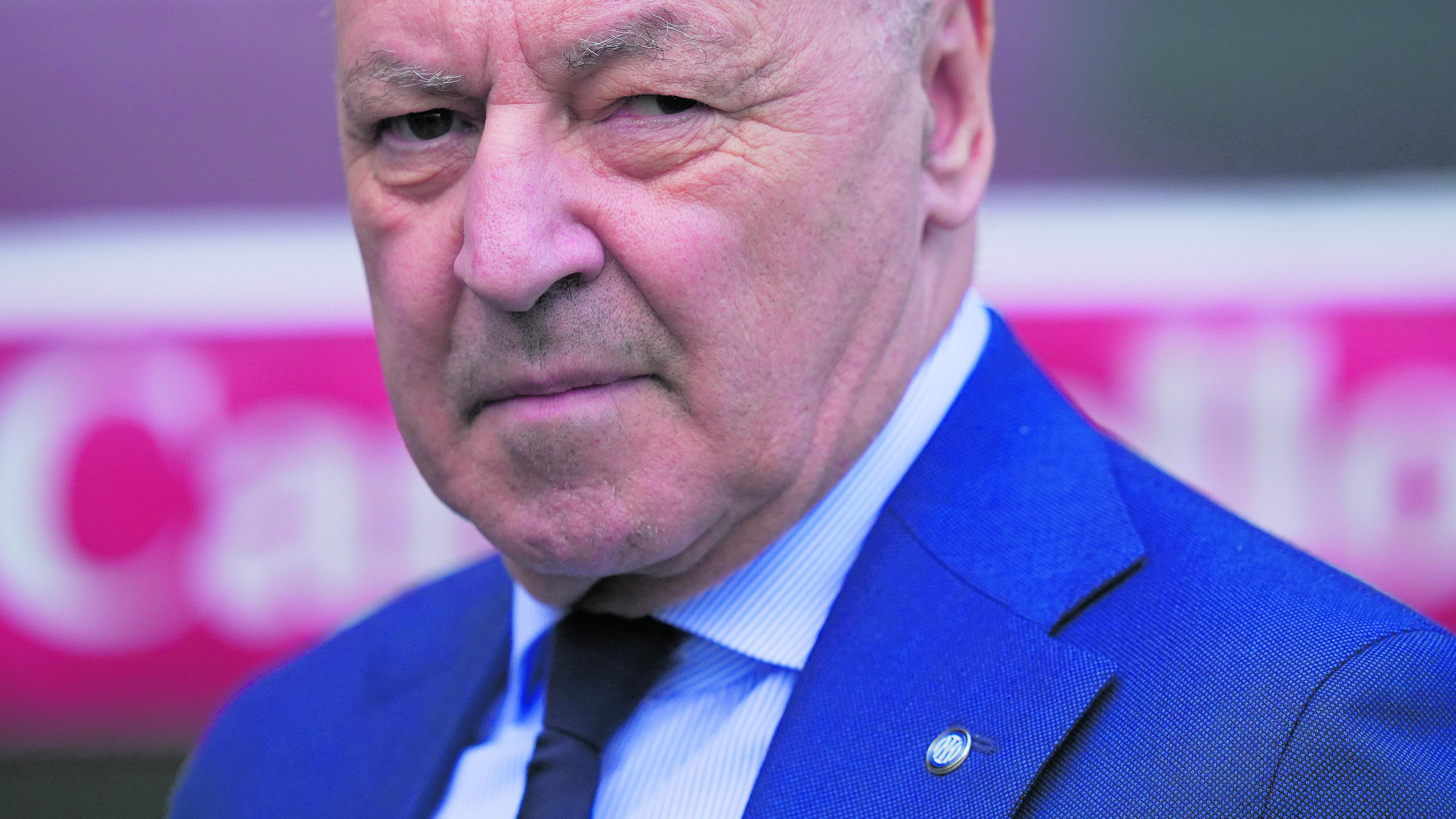 Marotta mastica amaro. "Palestra? Era fatta..."
