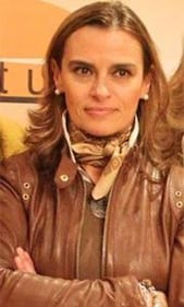 La candidata nuda sui manifesti elettorali 2