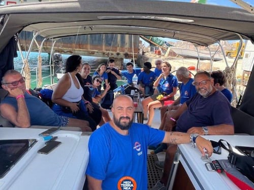 La benedizione di Papa Francesco alla nave dell'ong "Mediterranea"