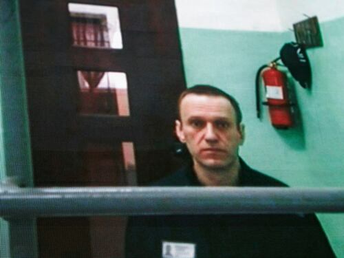 Russia, sparito Navalny. "Trasferito dal carcere". Ma nessuno sa dove sia