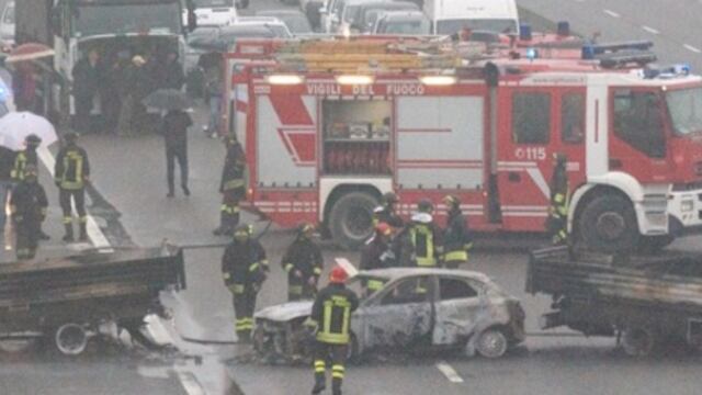 Rapina a portavalori, camion in fiamme sull'A1 all'altezza di Lodi