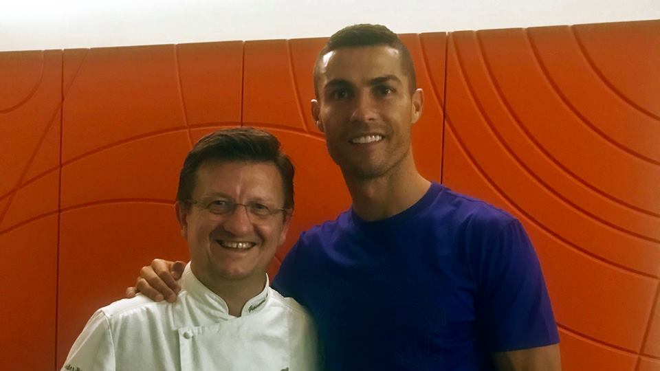 Ronaldo "mangione": la sua prima cena torinese è da record