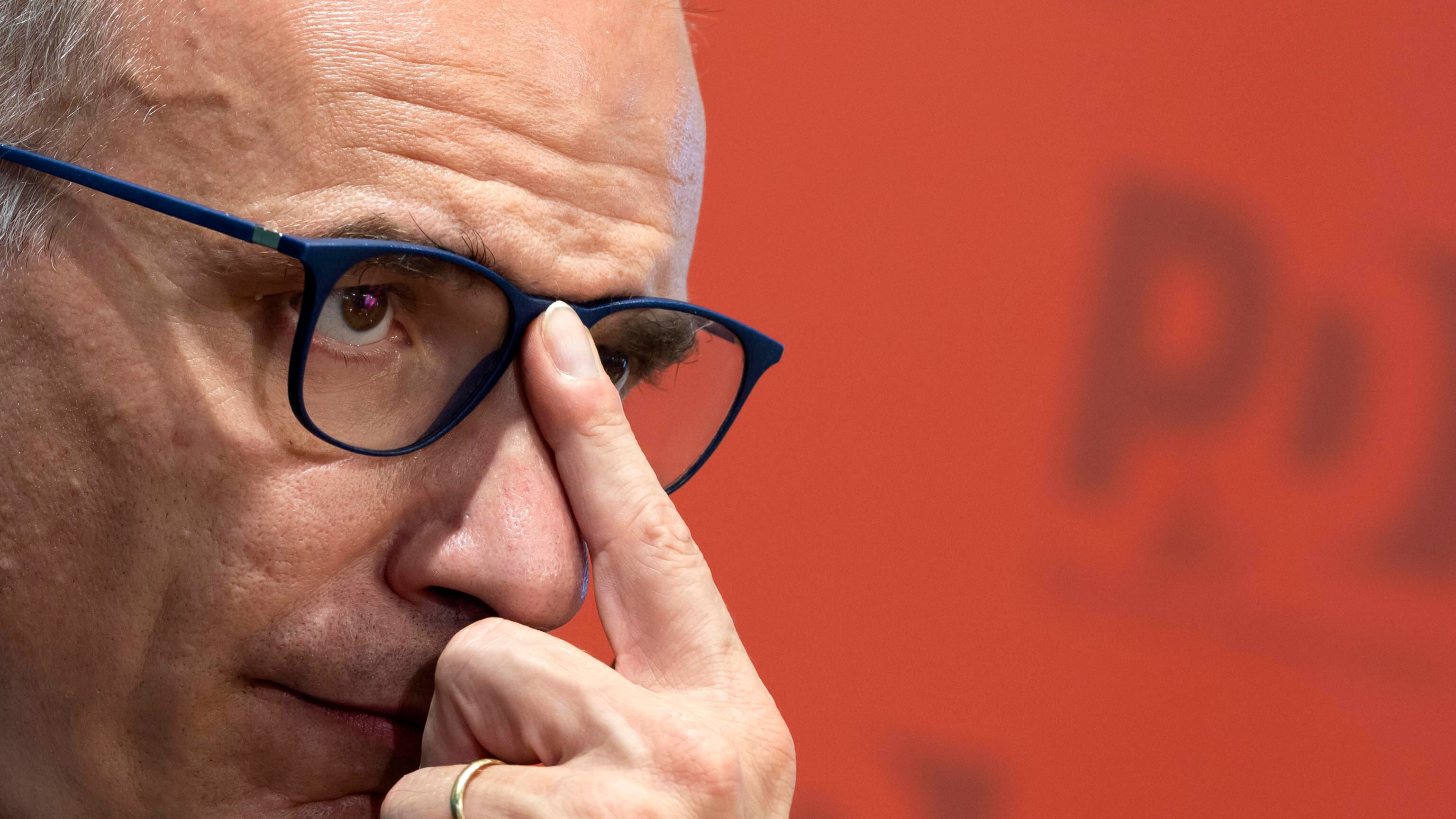Quelle furbe "devianze" a sinistra