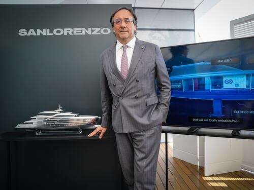 I superyacht Sanlorenzo a vele spiegate