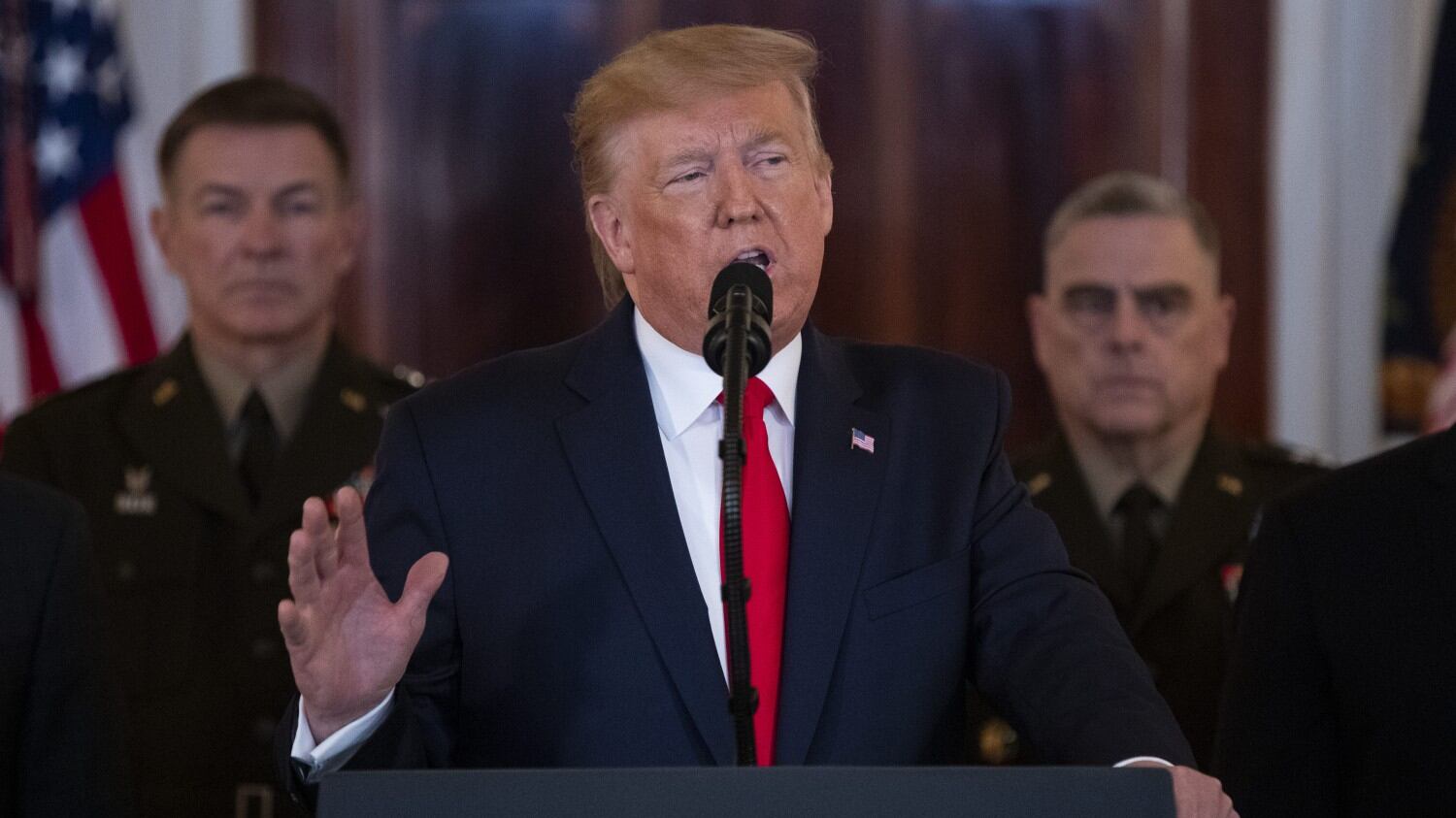 E Trump twitta anche in farsi: "Popolo iraniano, sono con voi"