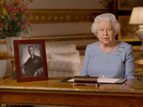 Quella foto della Regina che mette a tacere i pettegolezzi su Meghan Markle