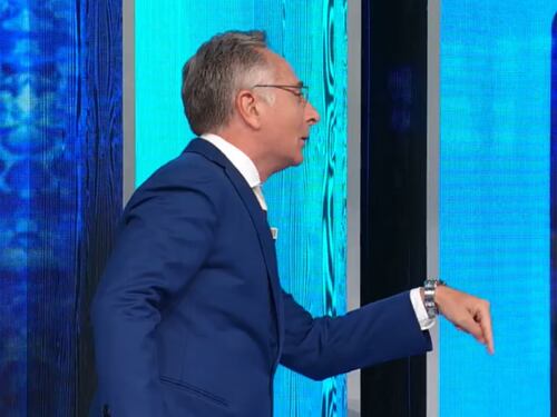 Bonolis irrompe a Notte Azzurra: "Non mi faccio perculare"