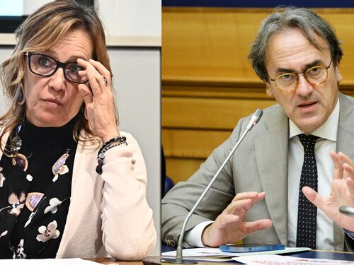 Mozione di sfiducia e richieste di dimissioni. Si scatena l'opposizione giustizialista