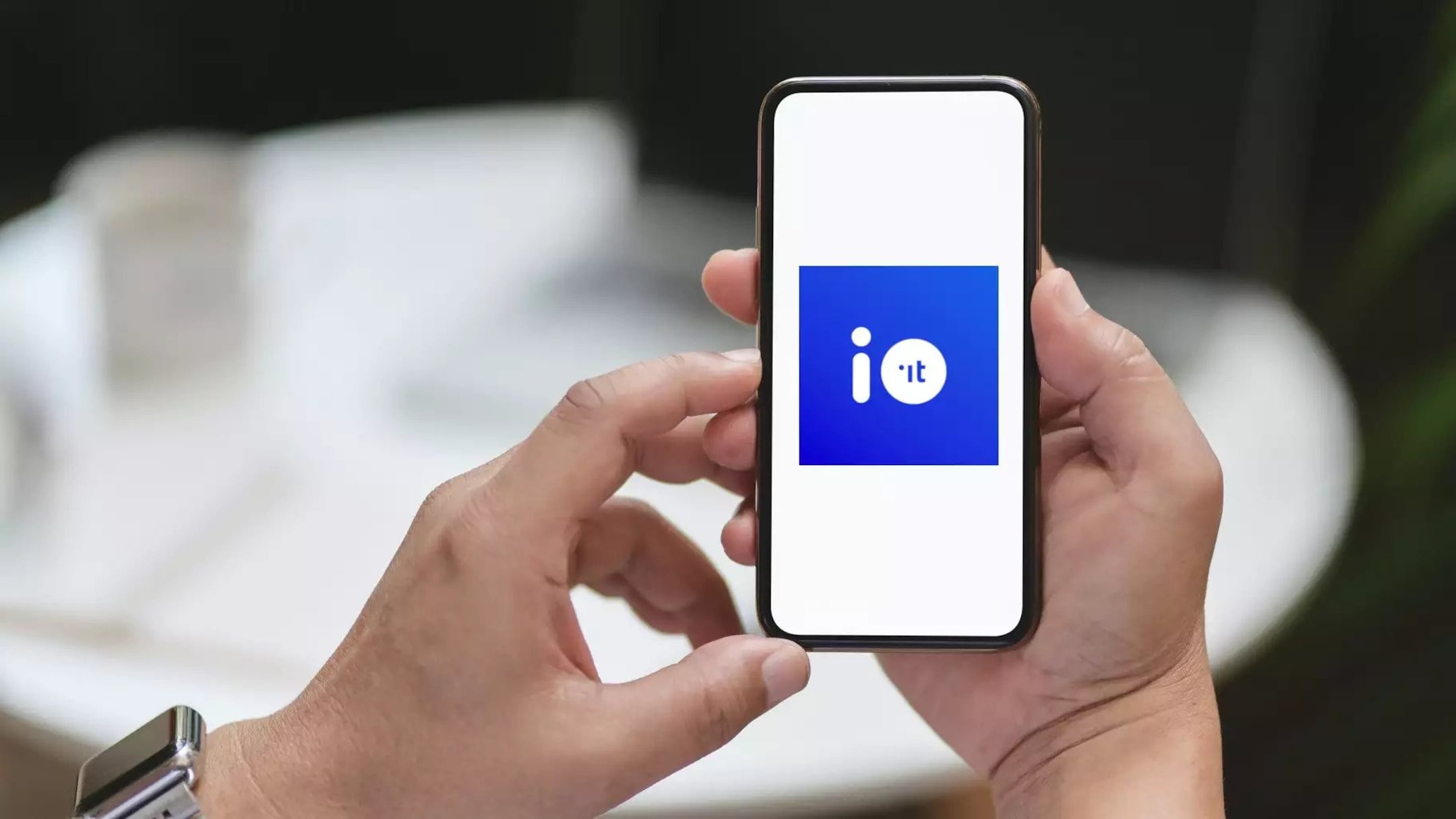 Carta d'identità, cosa cambia con l'App IO? Il governo: "Novità importanti"
