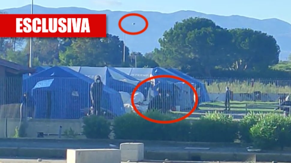 Migranti forzano la zona rossa: sassaiola choc sugli agenti