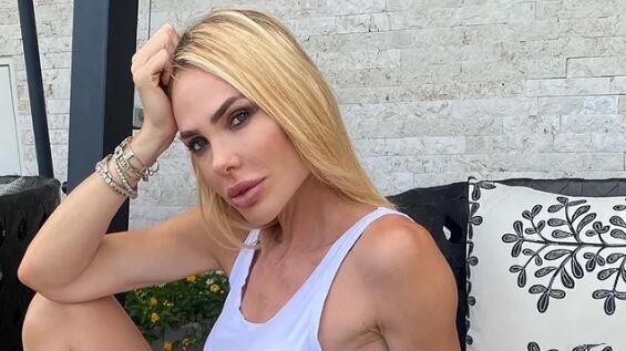 Ilary tradita due volte: "Il suo amico era seduto accanto alla Bocchi all'Olimpico"