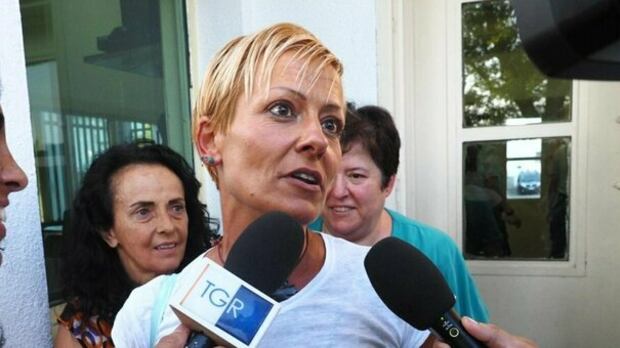 Cosa rivela la grafia di Daniela Poggiali