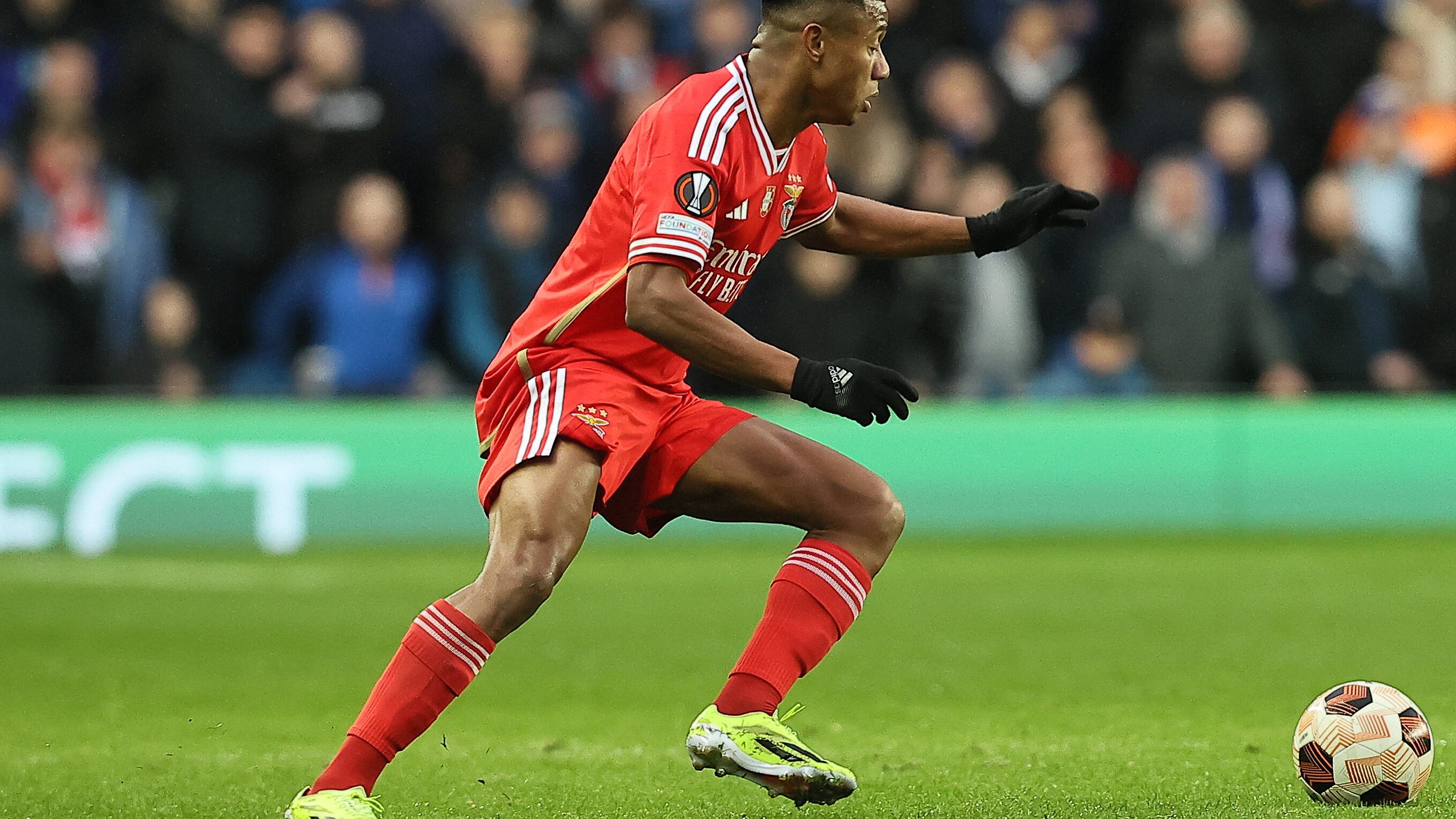 David Neres e Napoli adesso ci siamo. Conte, pure Gilmour