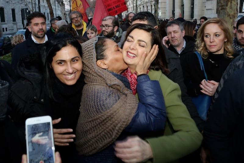 La Boldrini al corteo antirazzista di Milano 4