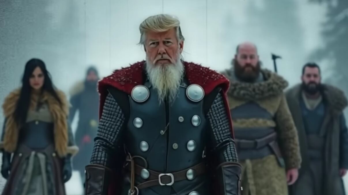 Trump come Thor: rispunta un video del tycoon sulla Groenlandia