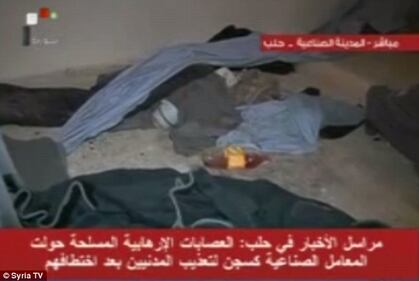 Siria, ecco il carcere di Isis 8