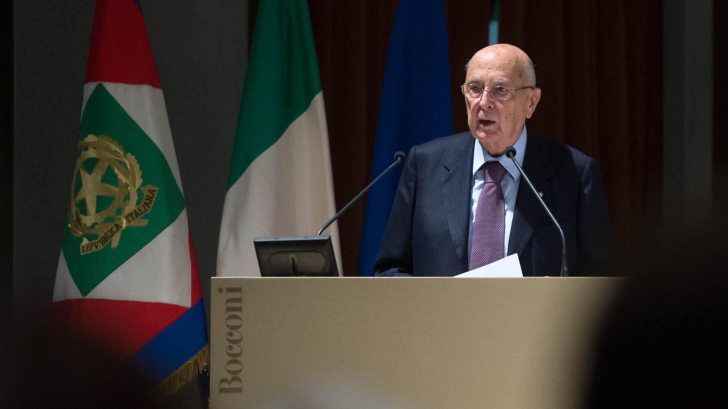 Napolitano: "Coste straniere da presidiare"
