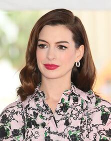 Anne Hathaway e la stella sulla Walk of Fame 10