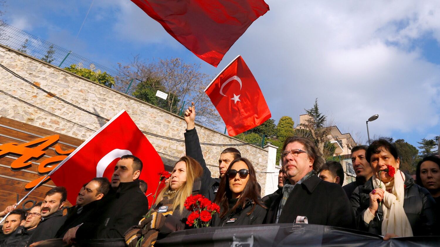 Parla il tassista che portò il killer al Reina di Istanbul