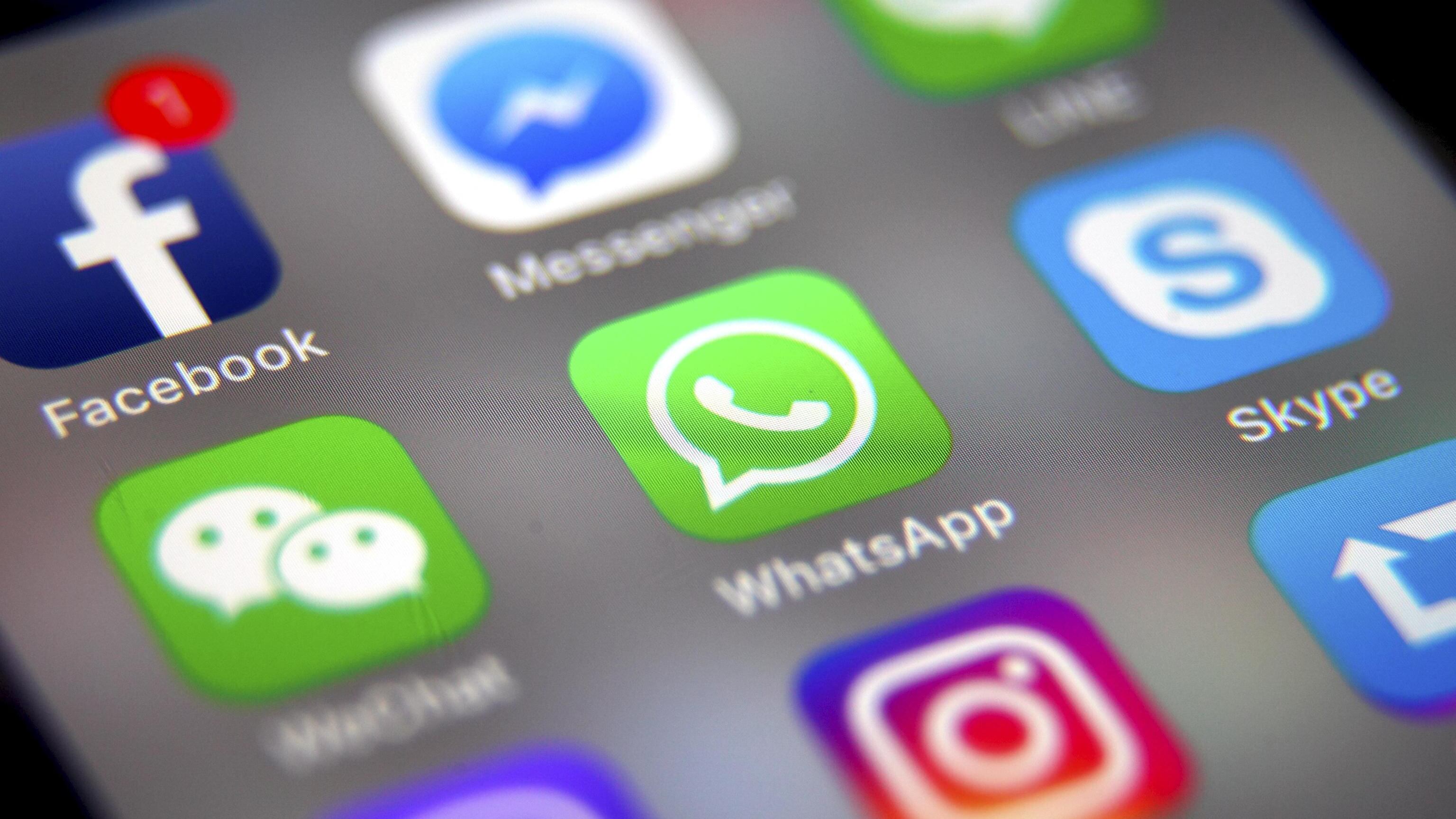 Leggi e scompaiono: su WhatsApp arrivano i messaggi top secret