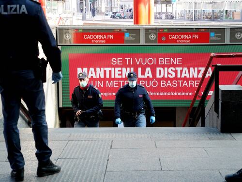 Lavoro, amici, familiari: come sarà la fase due