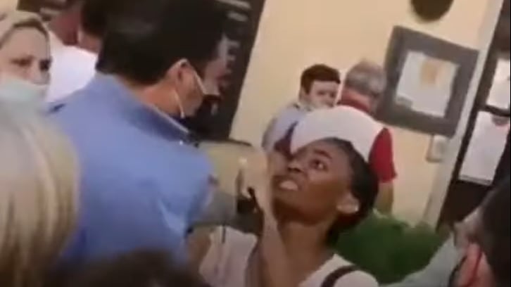Il sospetto sull'attacco a Salvini: "Gesto di magia nera tribale..."