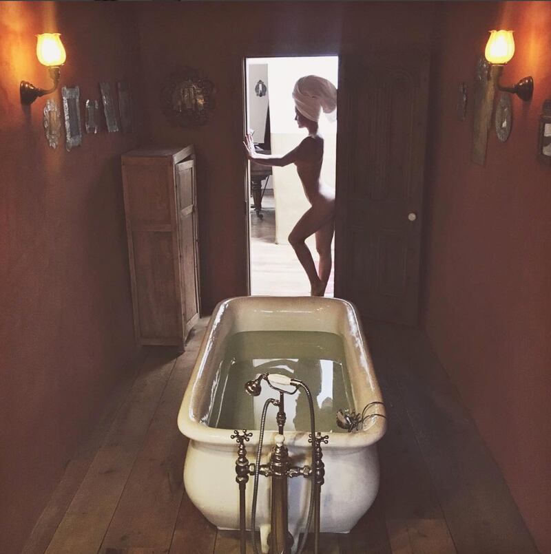 The Magdalena Experience, i nudi su Instagram 19