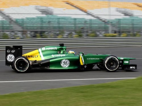 Formula 1, la Caterham tornerà in pista grazie a una colletta dei tifosi