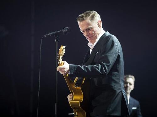 Bryan Adams: "Il mio album in ritardo per colpa sua". Ma ecco cosa è successo davvero