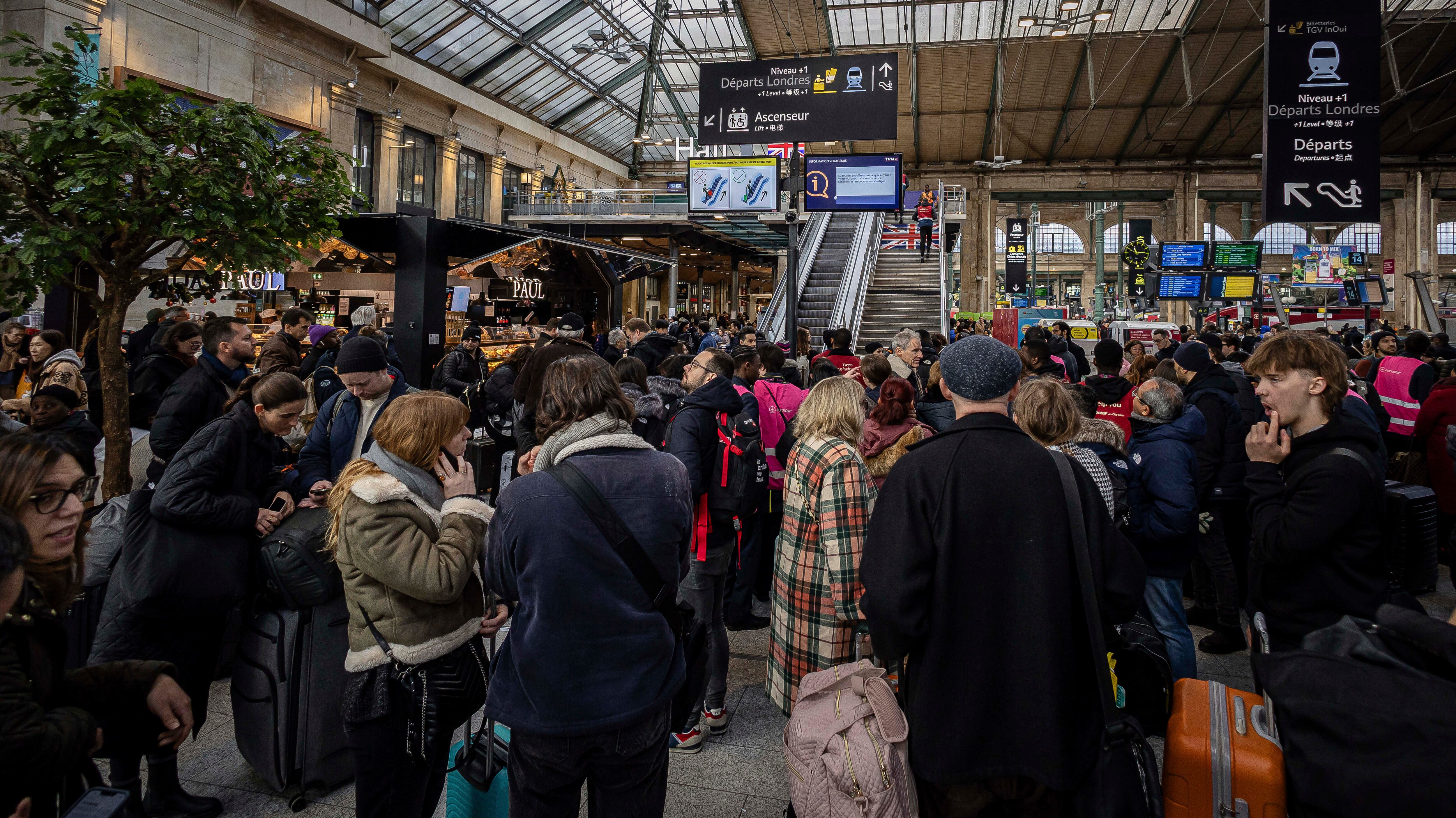 Tunnel allagato e Eurostar cancellati: è caos treni tra Parigi e Londra