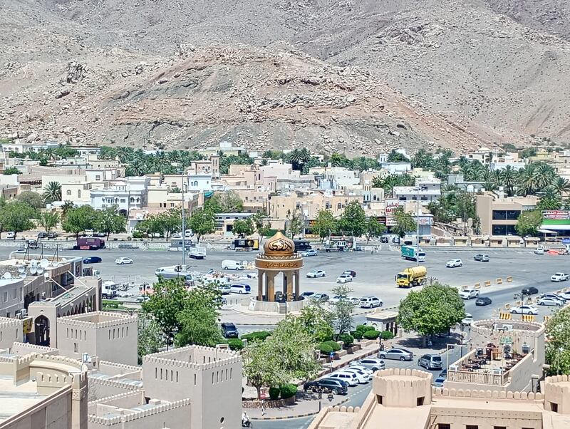 L'Oman sospeso tra guerra e trattative 12