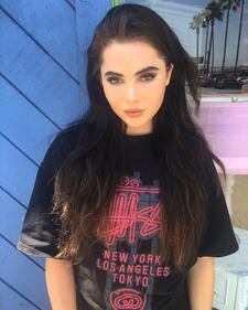 La nuova vita di McKayla, la ginnasta scocciata di Londra 7