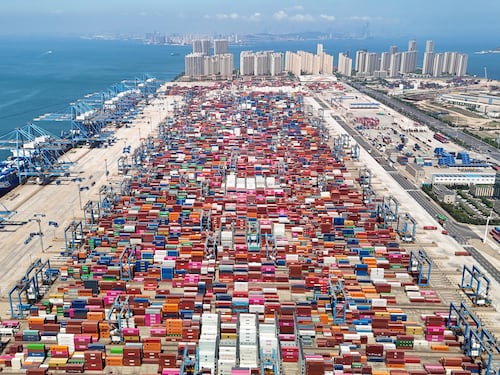 La Cina vara la legge anti-disaccoppiamento: cos'è e perché rischia di essere un boomerang