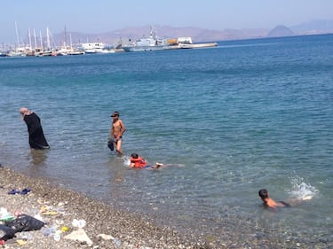 Kos, l'isola trasformata in campo profughi 9